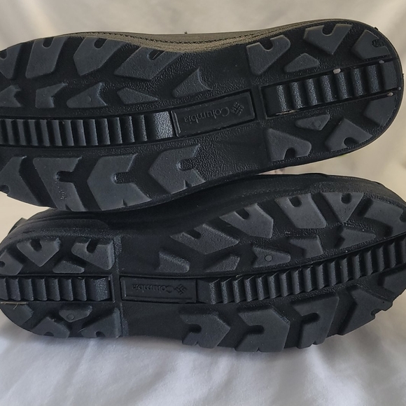 Columbia Boots - Picture 6 of 12